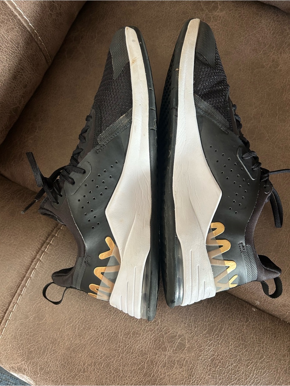 Men's Nike air max Athletic Training Shoes - Black with White & Gold Accents